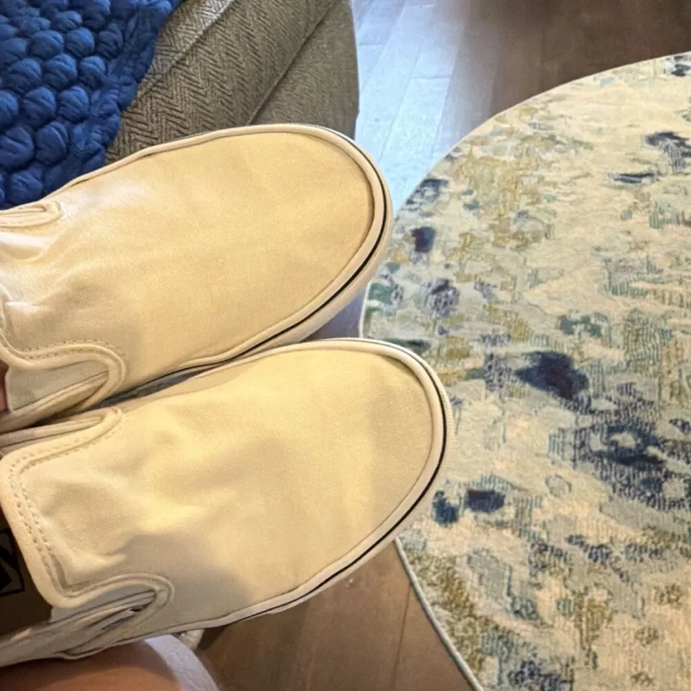 Vans Slip-On Men’s White Canvas Casual Shoes US 6.5 Breathable Rubber Sole